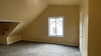 Building Photo - 933 Rutledge Ave