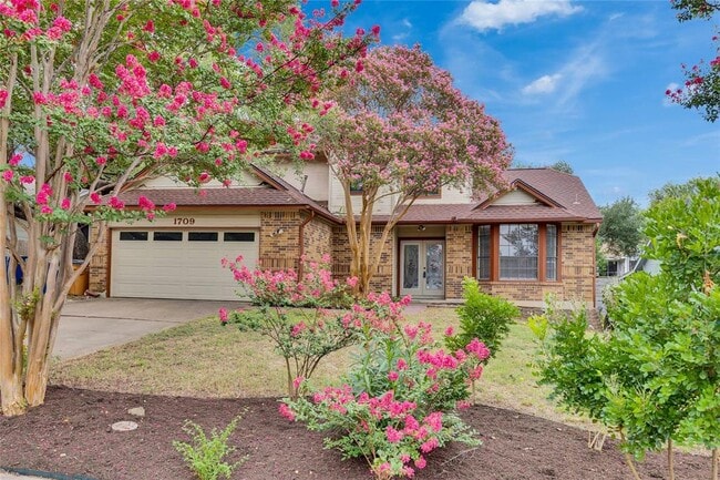 Building Photo - 1709 Pheasant Roost