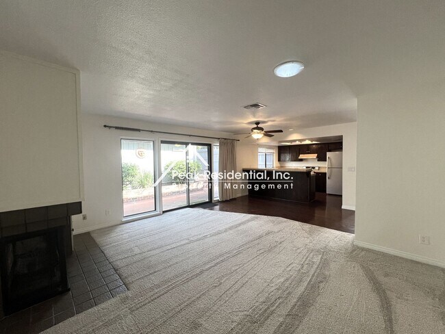 Building Photo - Wonderful 2bd/2ba Citrus Heights Condo with 2 Car Garage!