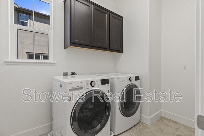 Building Photo - 2012 Confidence Wy