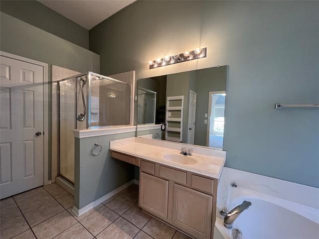 Building Photo - 2421 Princess Ct