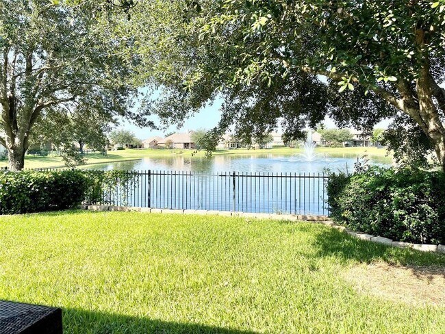 Building Photo - 25443 Lockspur Dr