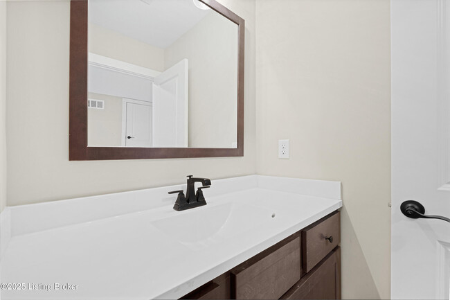 Building Photo - 9203 Harvester Pl