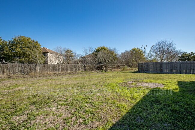 Building Photo - 1045 Stone Trail