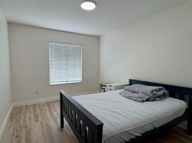 Building Photo - 15345 Harrowgate Way
