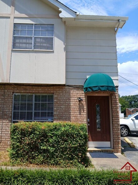 Building Photo - 4131 Wilkesview Dr