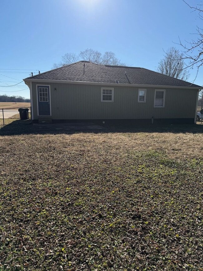 Building Photo - 235 Boles Rd