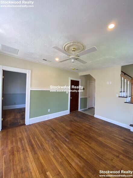 Building Photo - 18 Haverford St