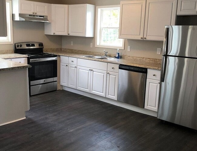 Building Photo - Charming 2 bedroom home in Gainesville!