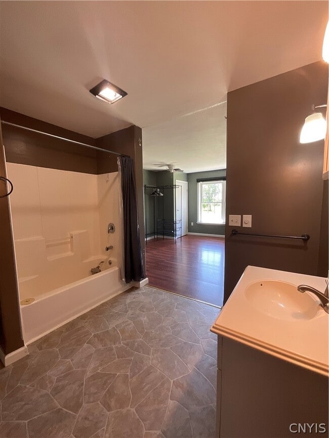 Building Photo - 29841 US-20