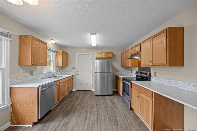 Building Photo - 6309 Cicada St