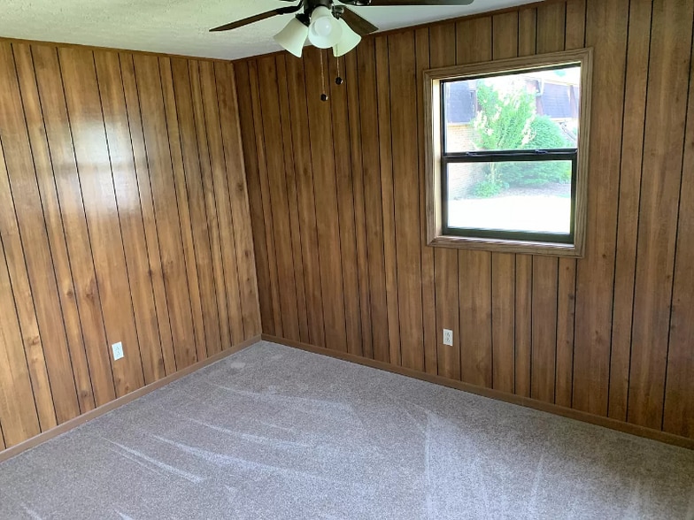 Building Photo - 17041 Wilby Ln