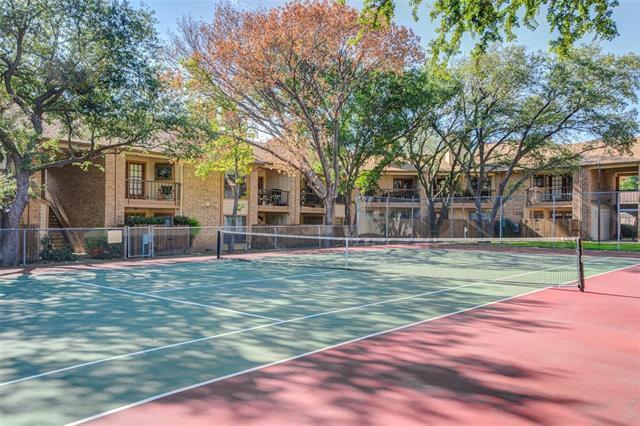 Building Photo - 16301 Ledgemont Ln