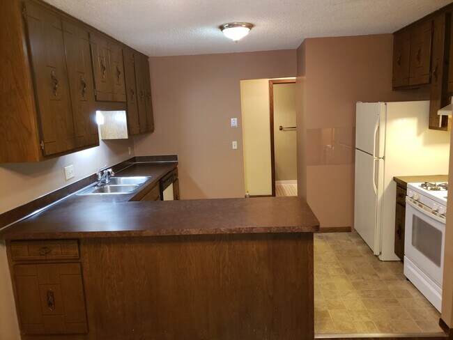 Kitchen - 7948 Ewing Ave N