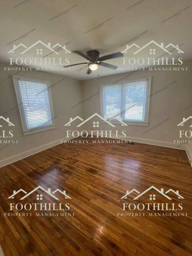 Building Photo - 108 Beulah Dr