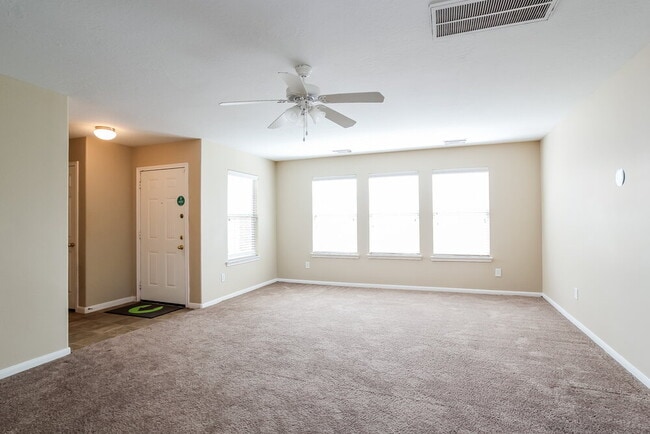 Building Photo - 14210 Noahs Landing Ln
