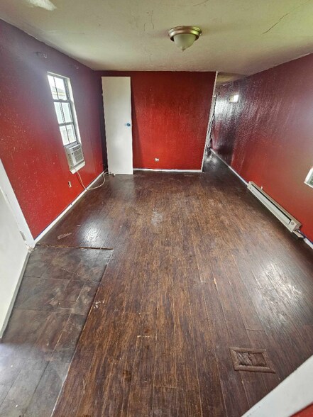 Building Photo - 2504 SW Jefferson Ave
