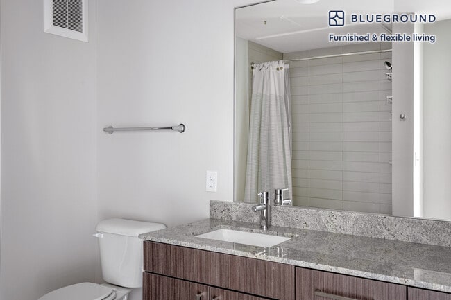 Building Photo - 3000 Pearl Pkwy