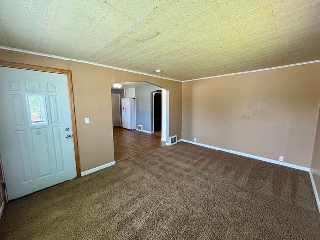 Building Photo - 3 Bed 1 Bath Single Family Home in Wausau