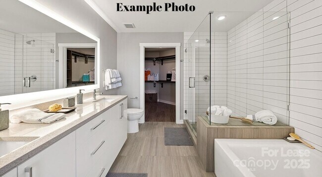 Building Photo - 4425 Sharon Rd