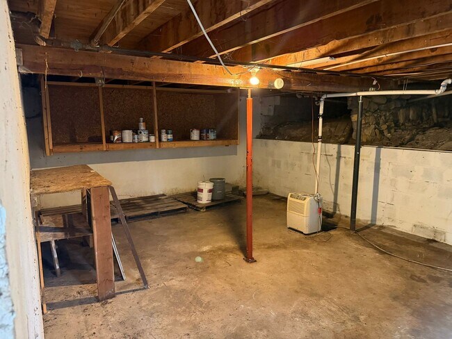 Building Photo - Charming 2 Bed 1 Bath Home with Fenced Backyard in Excelsior Springs
