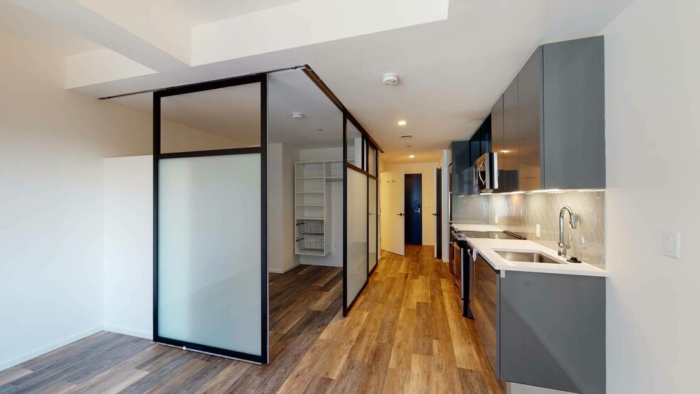 Building Photo - 345 Harrison Ave