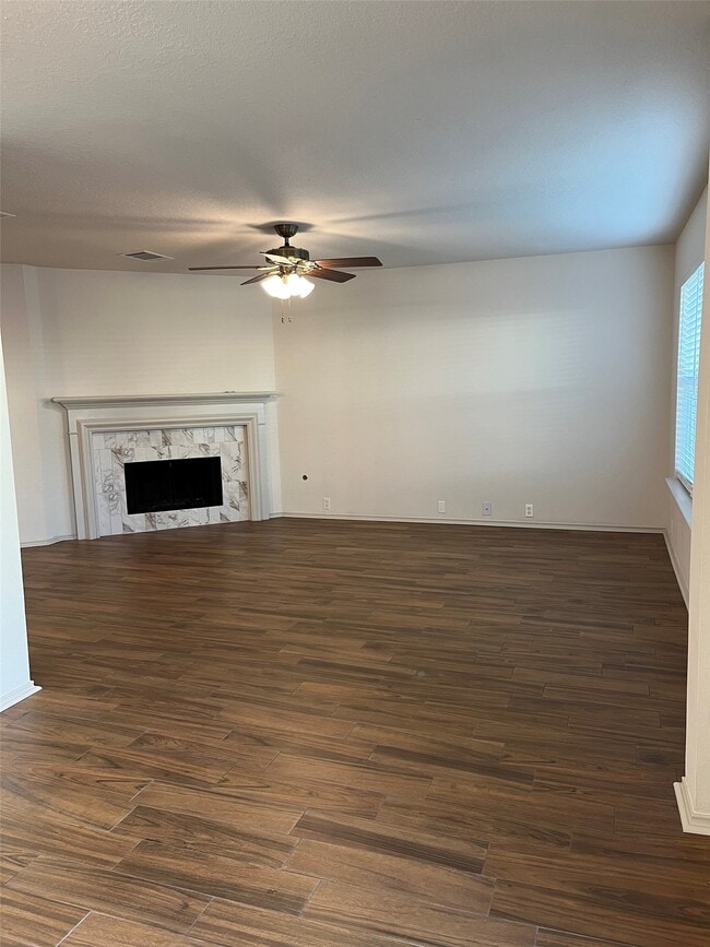 Building Photo - 4918 Cloudhaven Ct