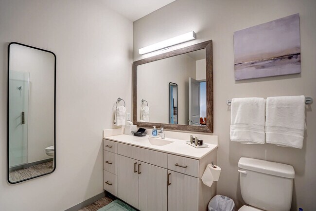 Building Photo - 5022 American Pkwy