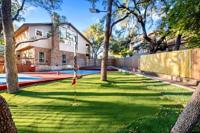 Building Photo - 13702 Yellow Oak Cir