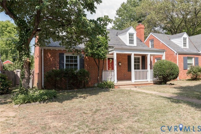 Building Photo - 3710 W Cary St