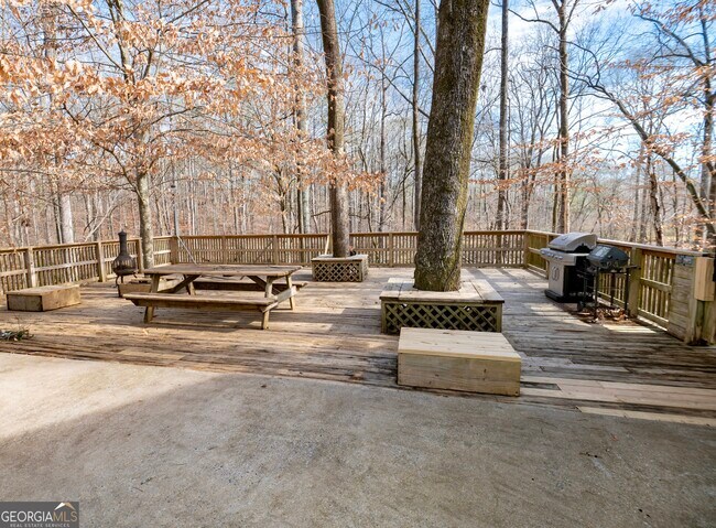 Building Photo - 371 Mountain Hill Rd
