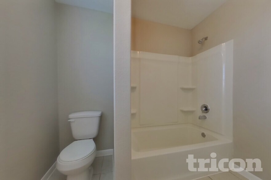 Building Photo - 640 Totem Trail Dr