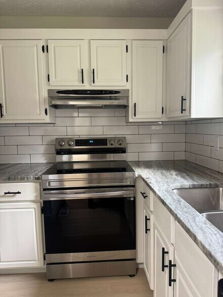 Building Photo - 4605 Tipperary Trail