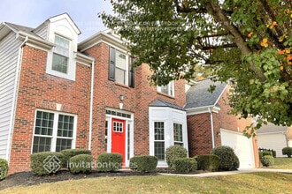 Building Photo - 9823 Dauphine Dr