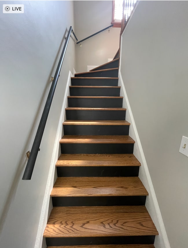 Building Photo - Beautiful Cape Cod 3 bedroom 2 bath- Ellwood City