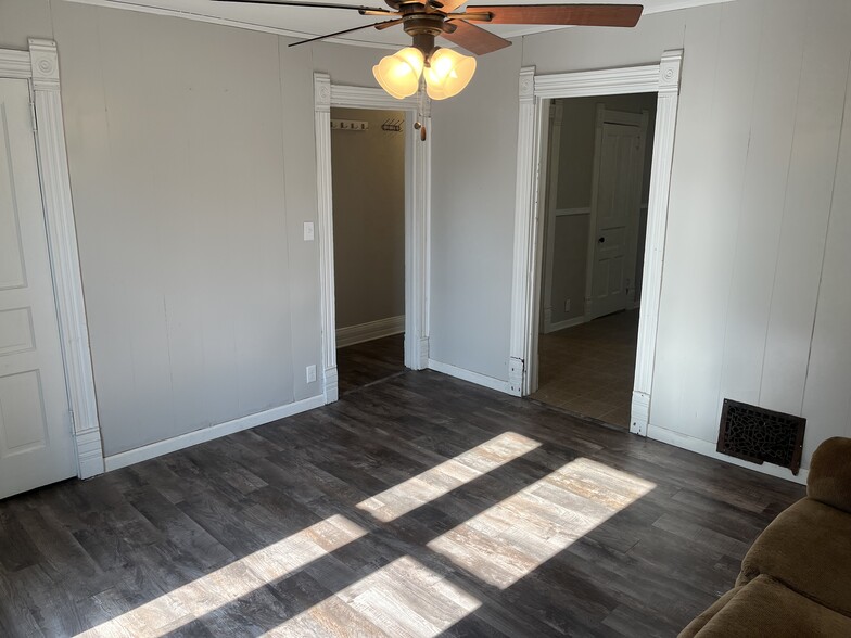 Living Room - 206 S Monroe St