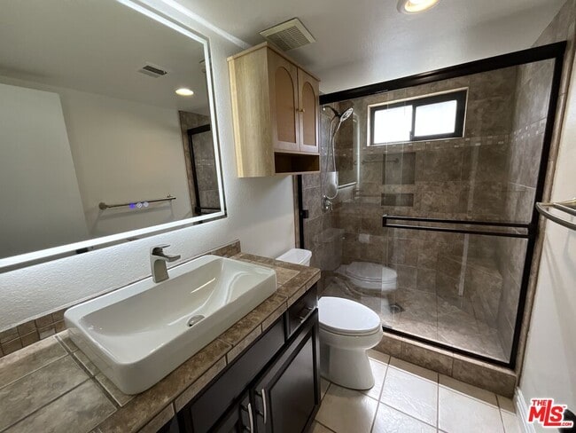 Building Photo - 40588 Pebble Beach Cir