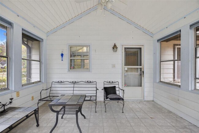 Building Photo - 2222 Amber Creek Trail