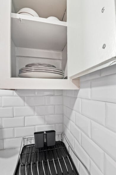 Building Photo - 2409 Brun St