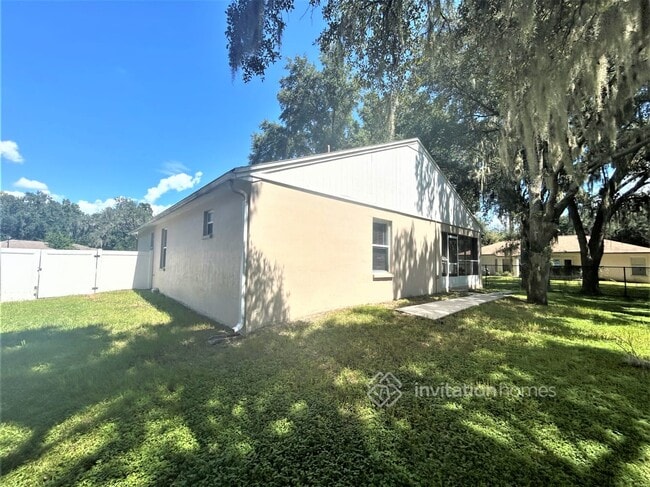 Building Photo - 6511 Shepherd Oaks Rd