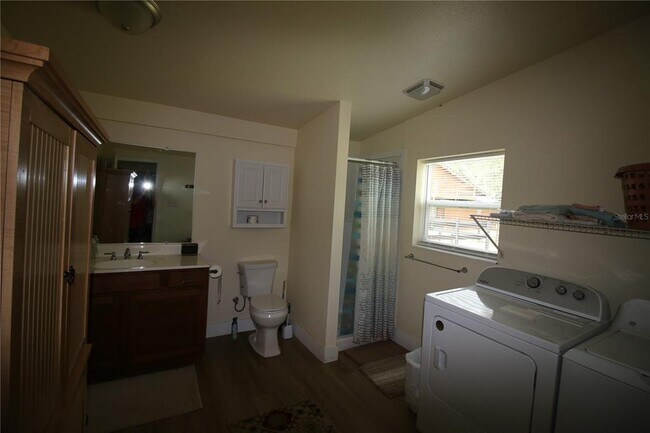 Building Photo - 6850 US-41