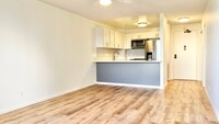 Building Photo - BEAUTIFULLY RENOVATED 1 BEDROOM UNIT IN DO...