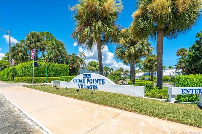 Primary Photo - 2929 SE Ocean Blvd