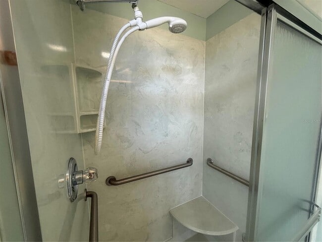 Building Photo - 6541 SW 111th Loop