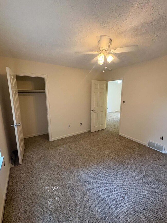 Building Photo - 1610 Flanigan Ct