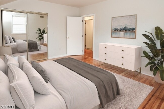 Building Photo - 24 Montague Pl