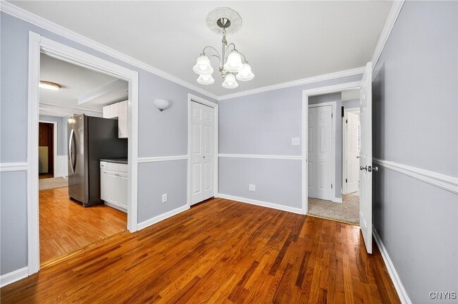 Building Photo - 310 Midwood Dr