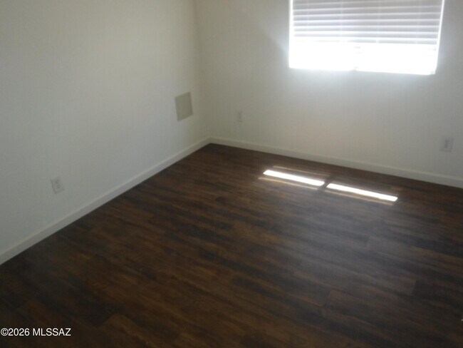 Building Photo - 7333 W Sunset Mountain Dr