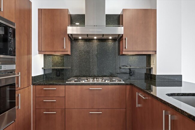 Building Photo - 401 N Wabash Ave