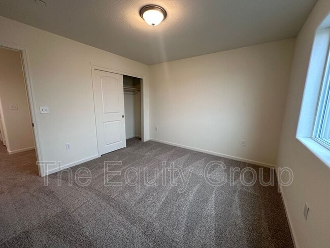 Building Photo - 30536 Delancy Rd